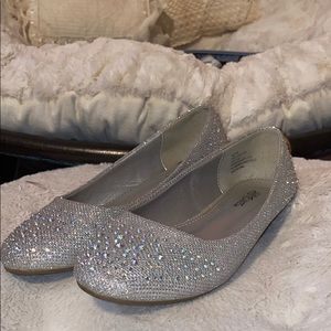 Silver flats